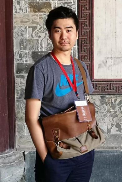杨帆