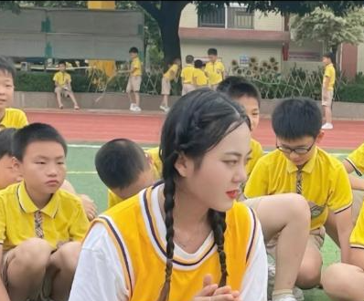 姚雅倩