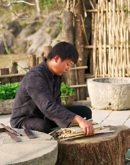向宏俊图6