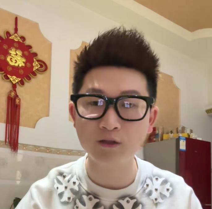 秦少和秦机图2