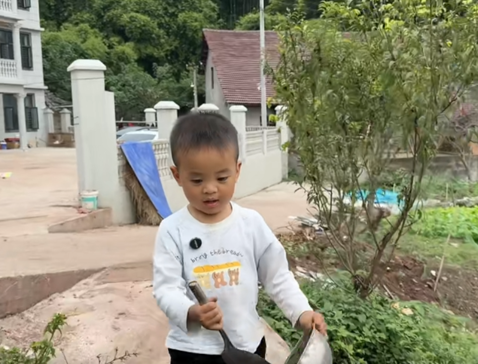 川妹小圆子图3
