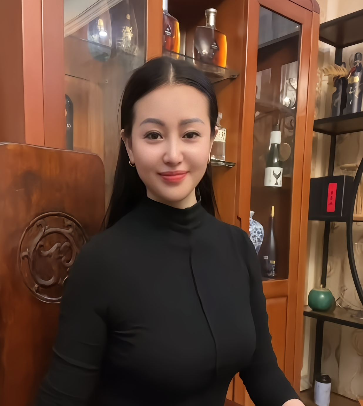 何艳君 名酒汇