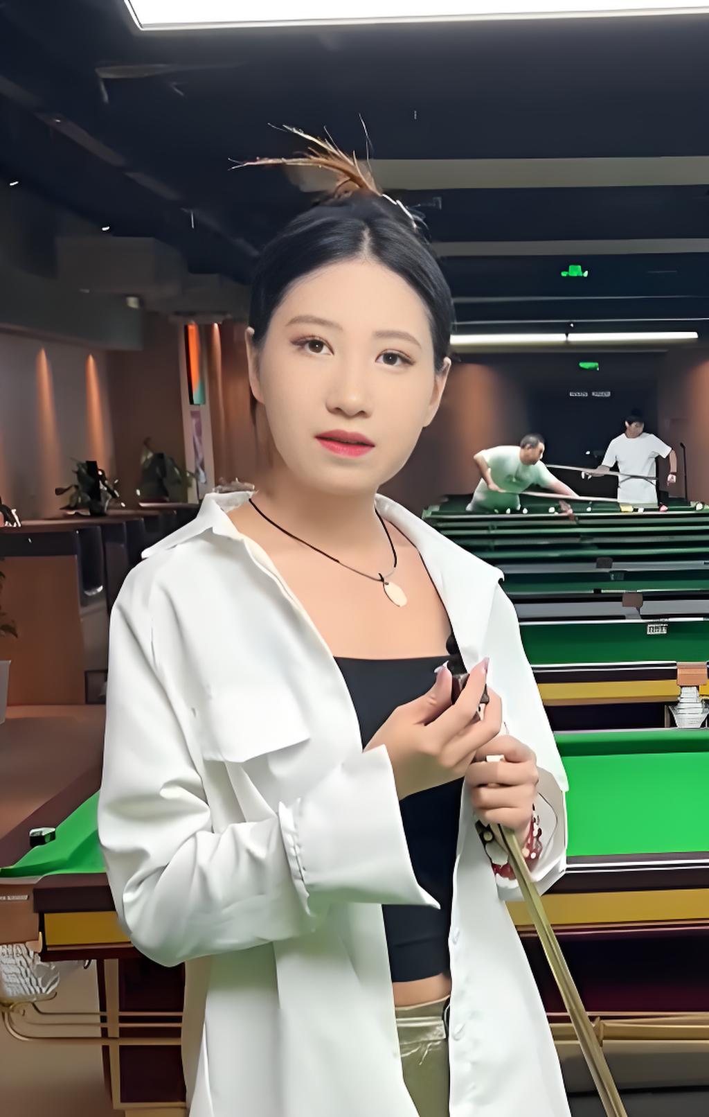 台球罗小七