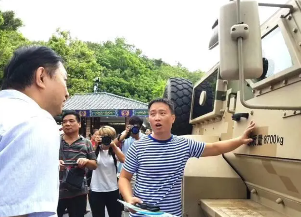 叫我金主编