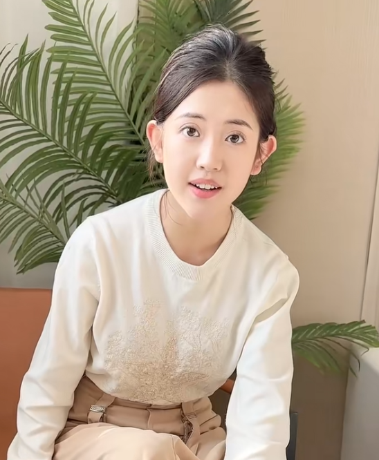 冰冰不爱笑