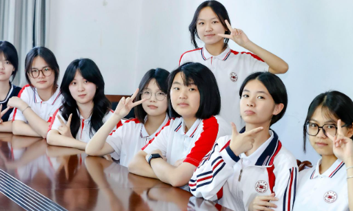 拉小提琴的王主任图2