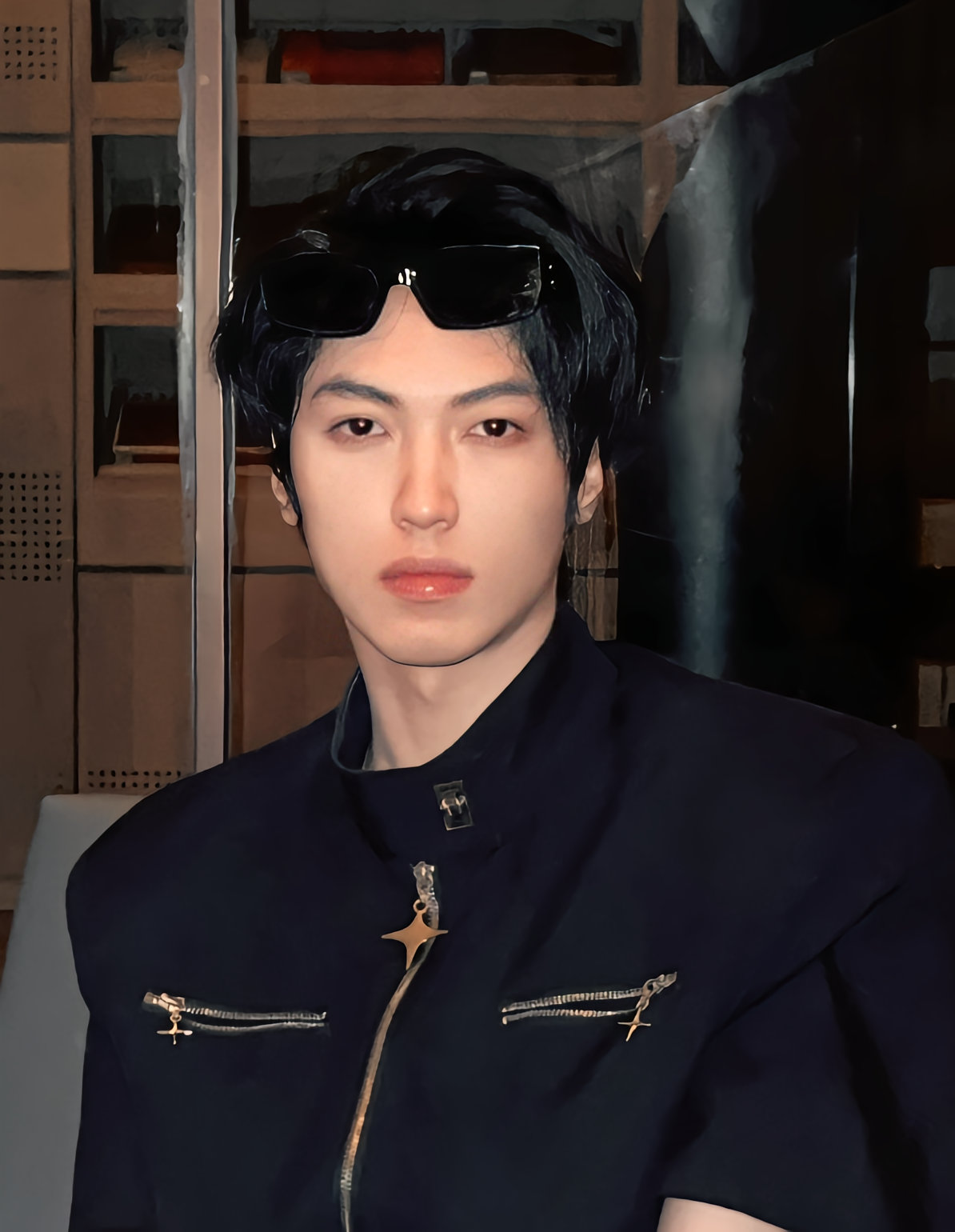 申世伦