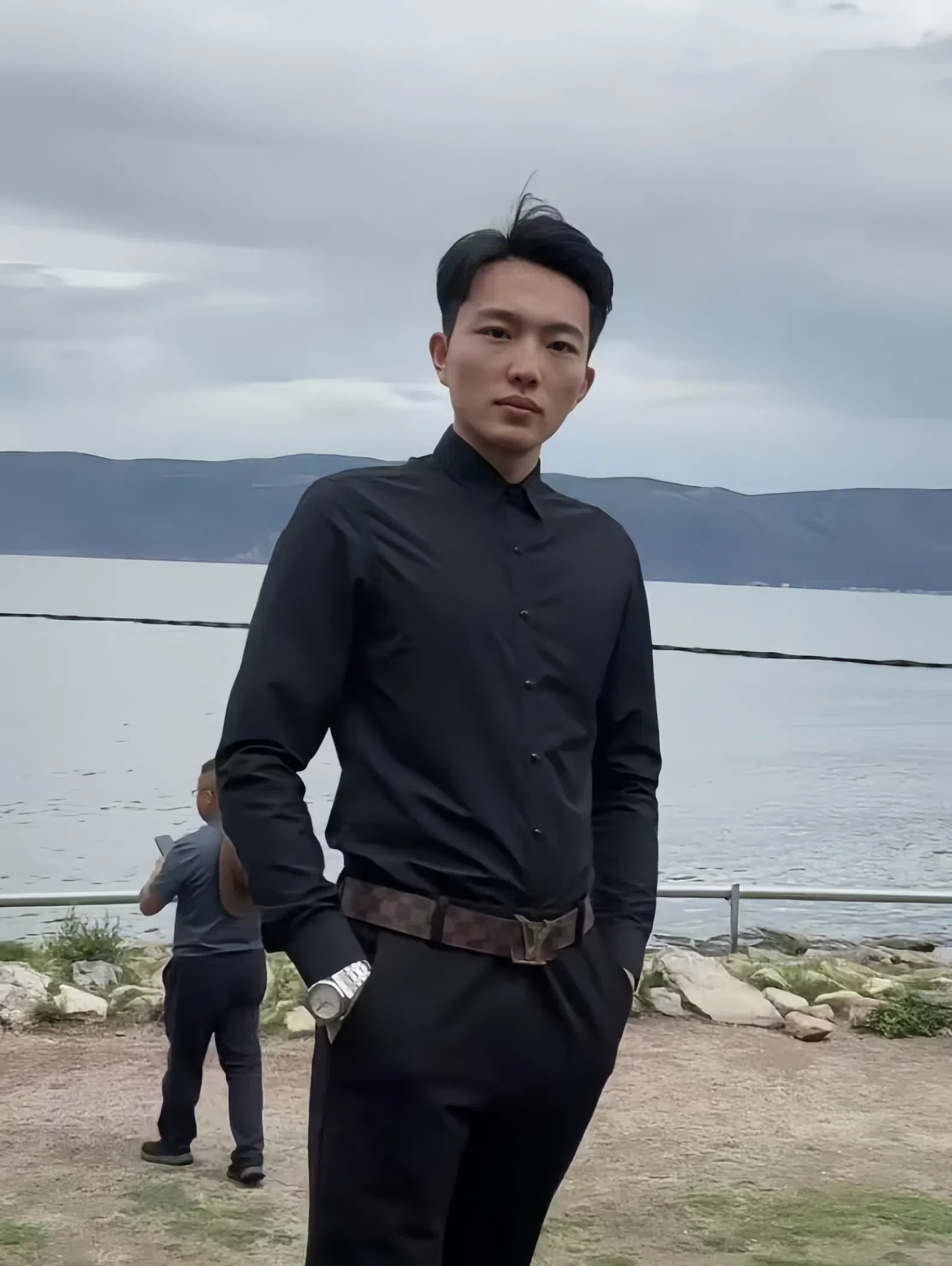 杨少.