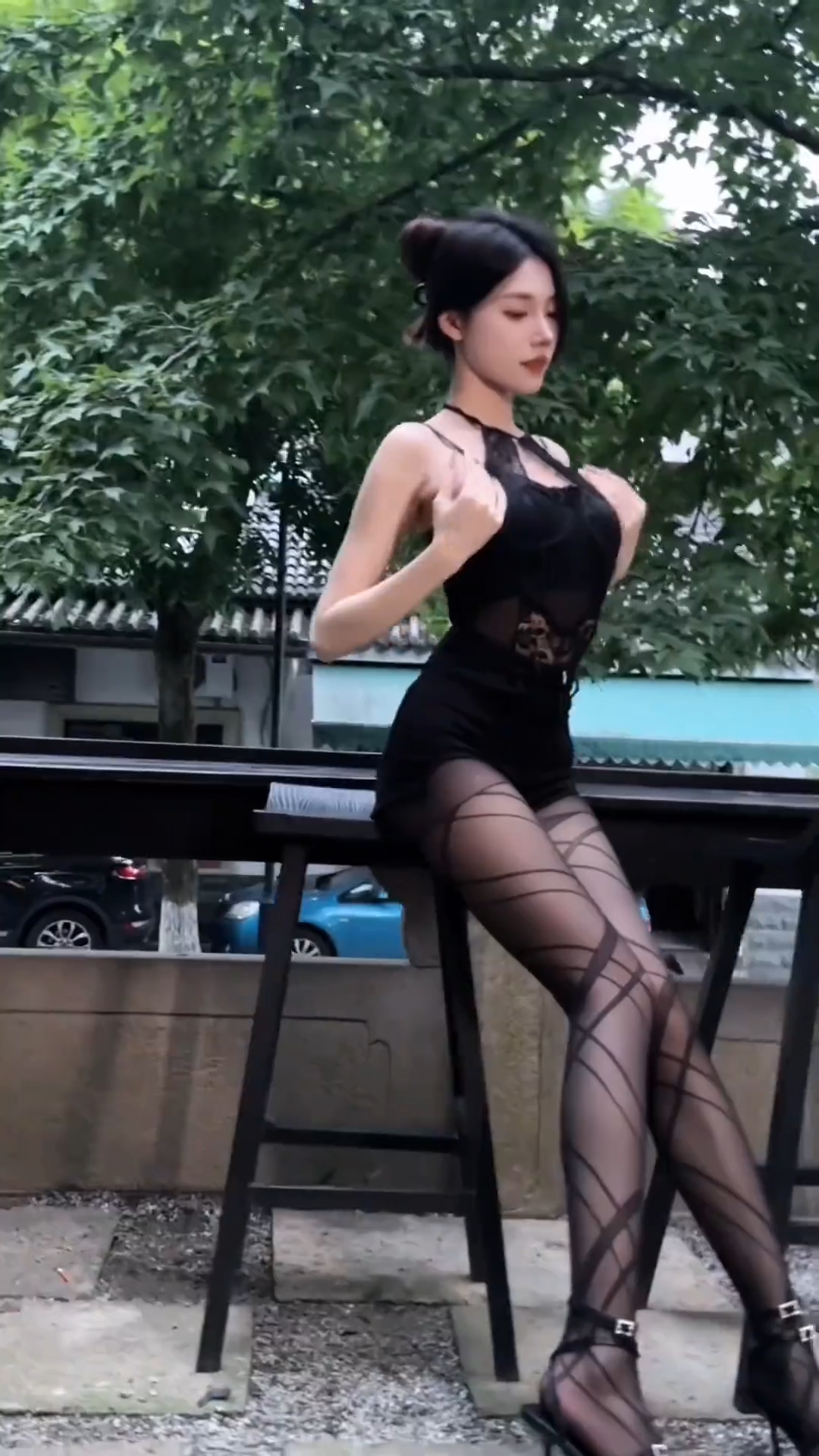 美了个滢