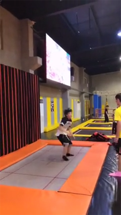 跑酷俊文图2