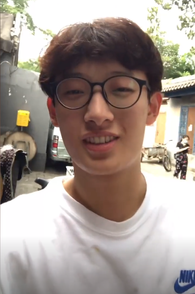 小伍 five