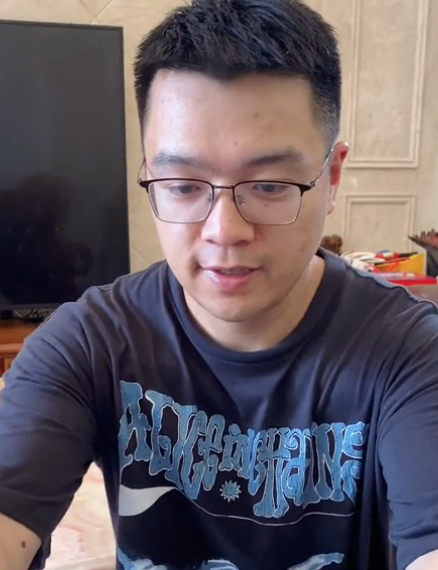 匡匡一家子图2