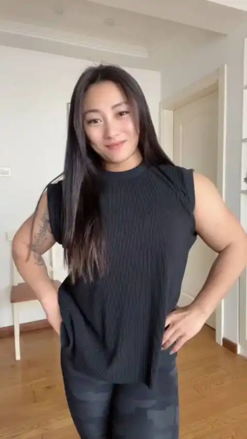 卞瑞英图4