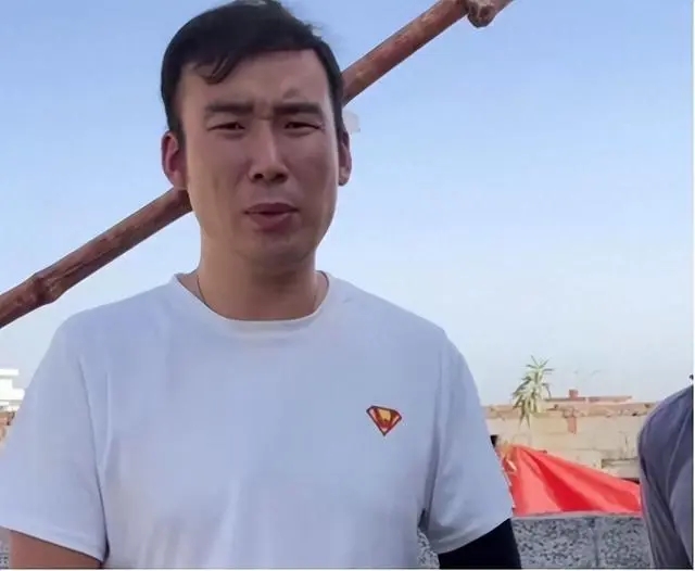 王龙飞