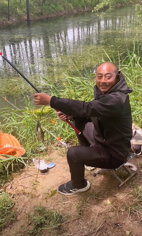 鲫鱼大叔图5