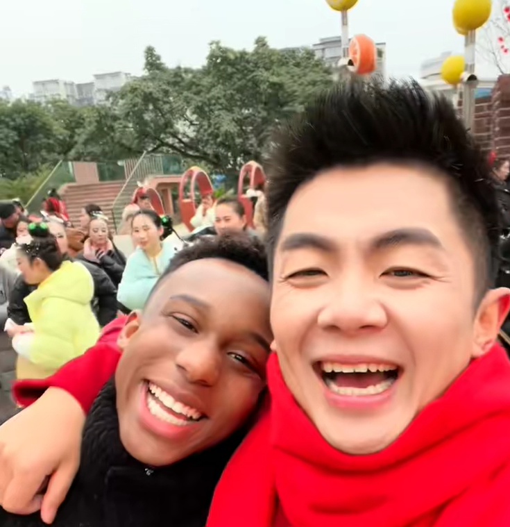 嘿话师徒