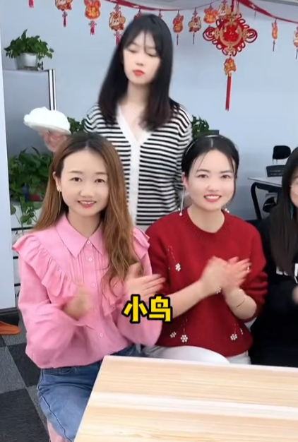 百变姐妹图5